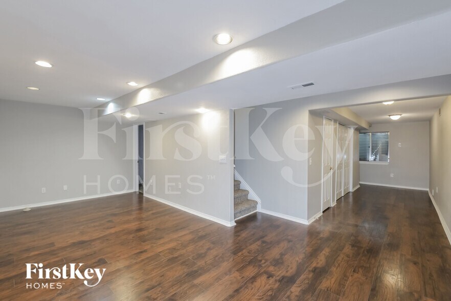 Building Photo - 2839 E 118th Cir