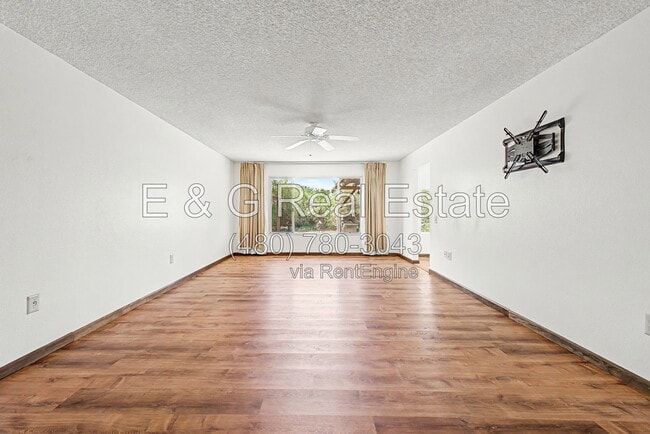 Building Photo - 9847 W Wrangler Dr