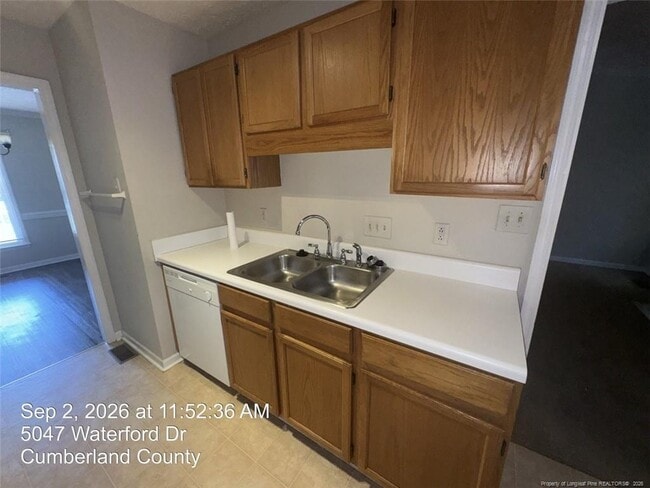 Building Photo - 5047 Waterford Dr