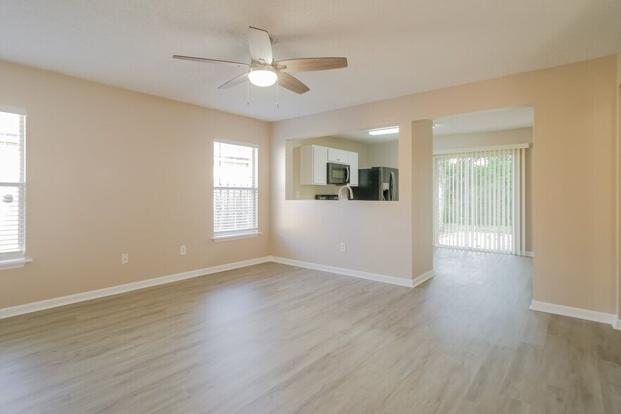 Building Photo - 708 Wynfield Cir