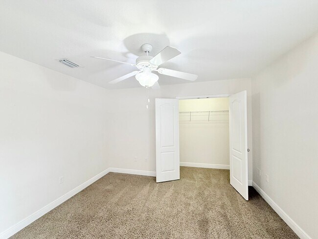 Building Photo - Custom-Built 3-Bedroom Home