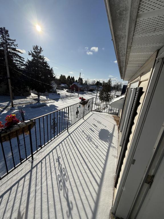 Building Photo - 1910 Lincoln St