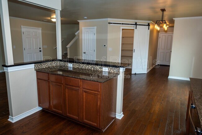 Building Photo - 10009 Greenbrier Ct SE