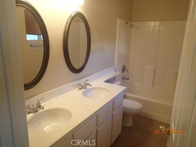 Building Photo - 16456 High Bluff Ct