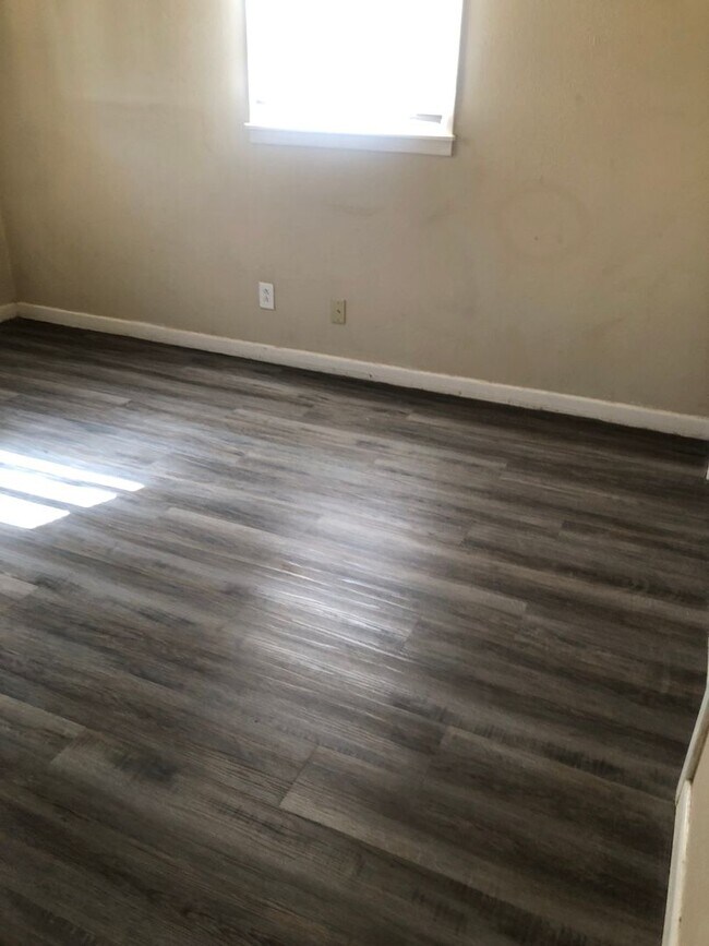 Building Photo - 2821 56th St