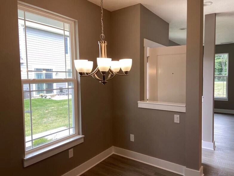 Building Photo - 8315 Glacier Ridge Dr