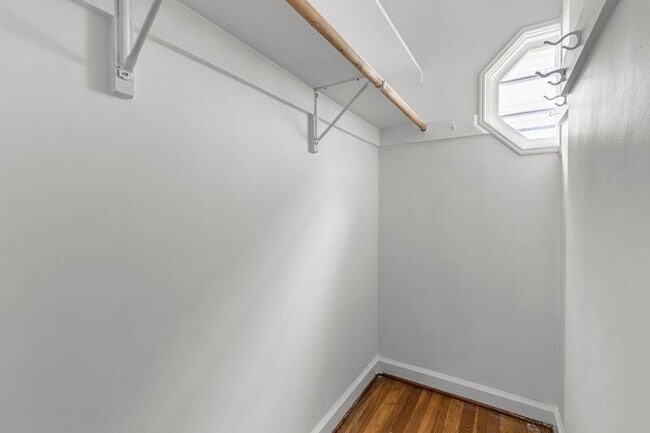 Building Photo - 1516 NE Schuyler St