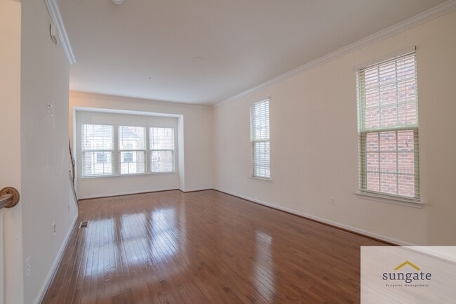 Building Photo - 1724 Lantern Mews