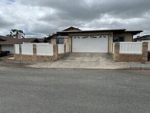 Building Photo - Spacious, 4 bedroom 2 bath single family home in Mililani! *First showing on Monday, January 5th ...