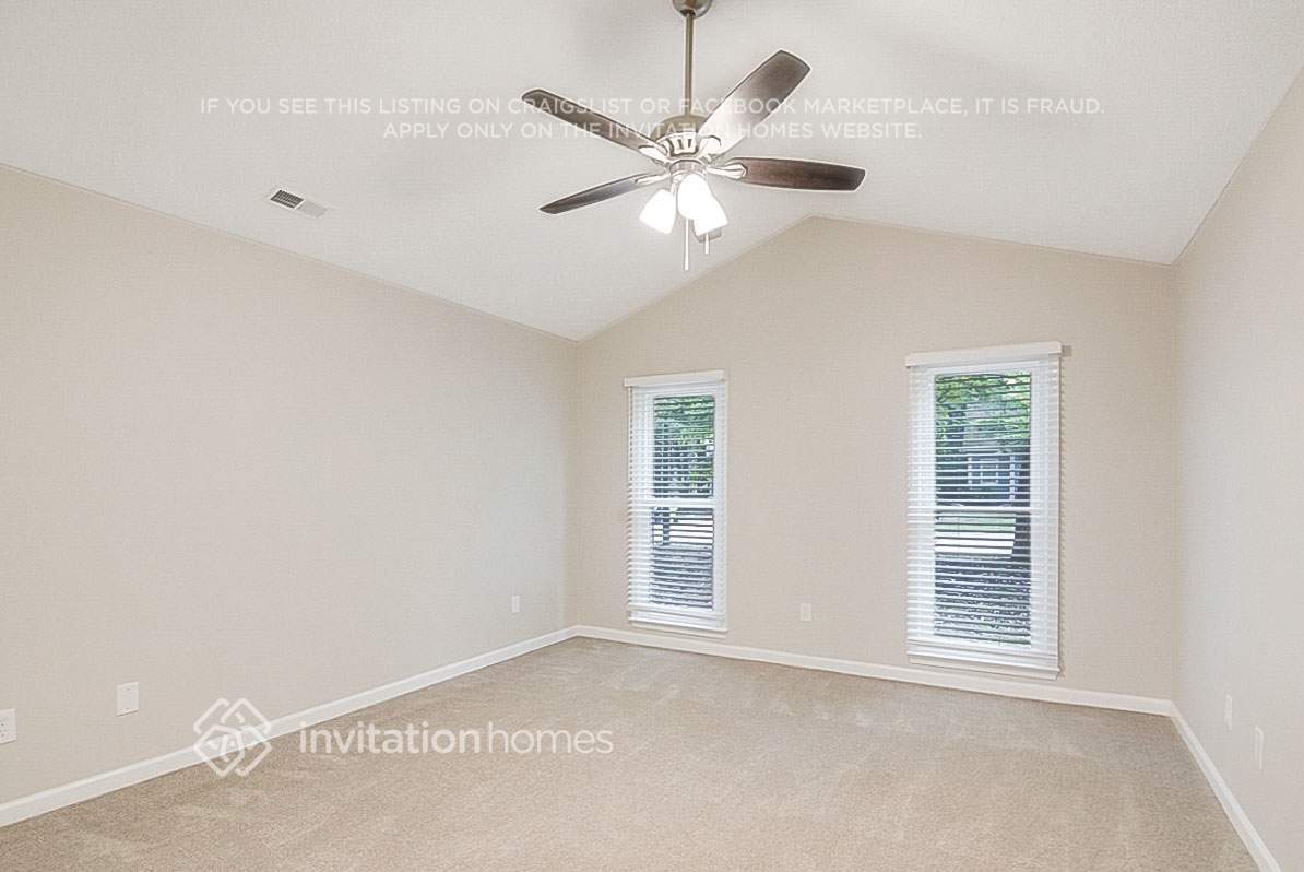 Building Photo - 1008 Stones Landing