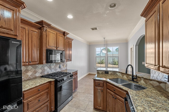 Building Photo - 4402 Ellis Ct