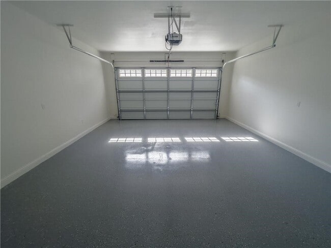 Building Photo - 8 Rearsby Ln