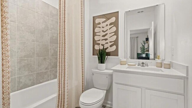 Building Photo - 3036 Chromatic St