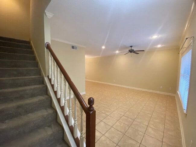 Building Photo - 3BR/2.5BA For Rent