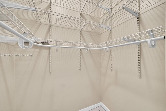 Building Photo - 1100 NW 87th Ave