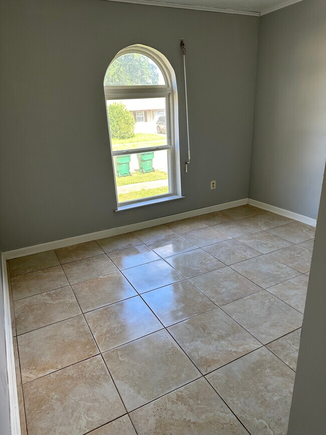 Building Photo - 9404 Cabildo Ln