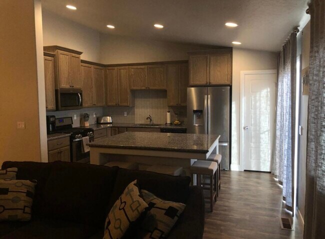 Building Photo - 1780 N Snowfield Pl