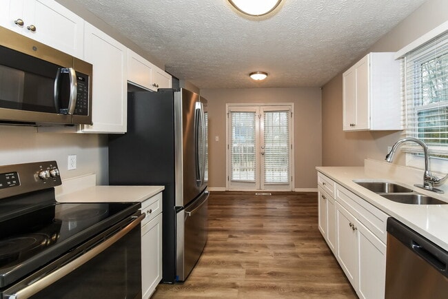 Building Photo - 3258 Willa Way