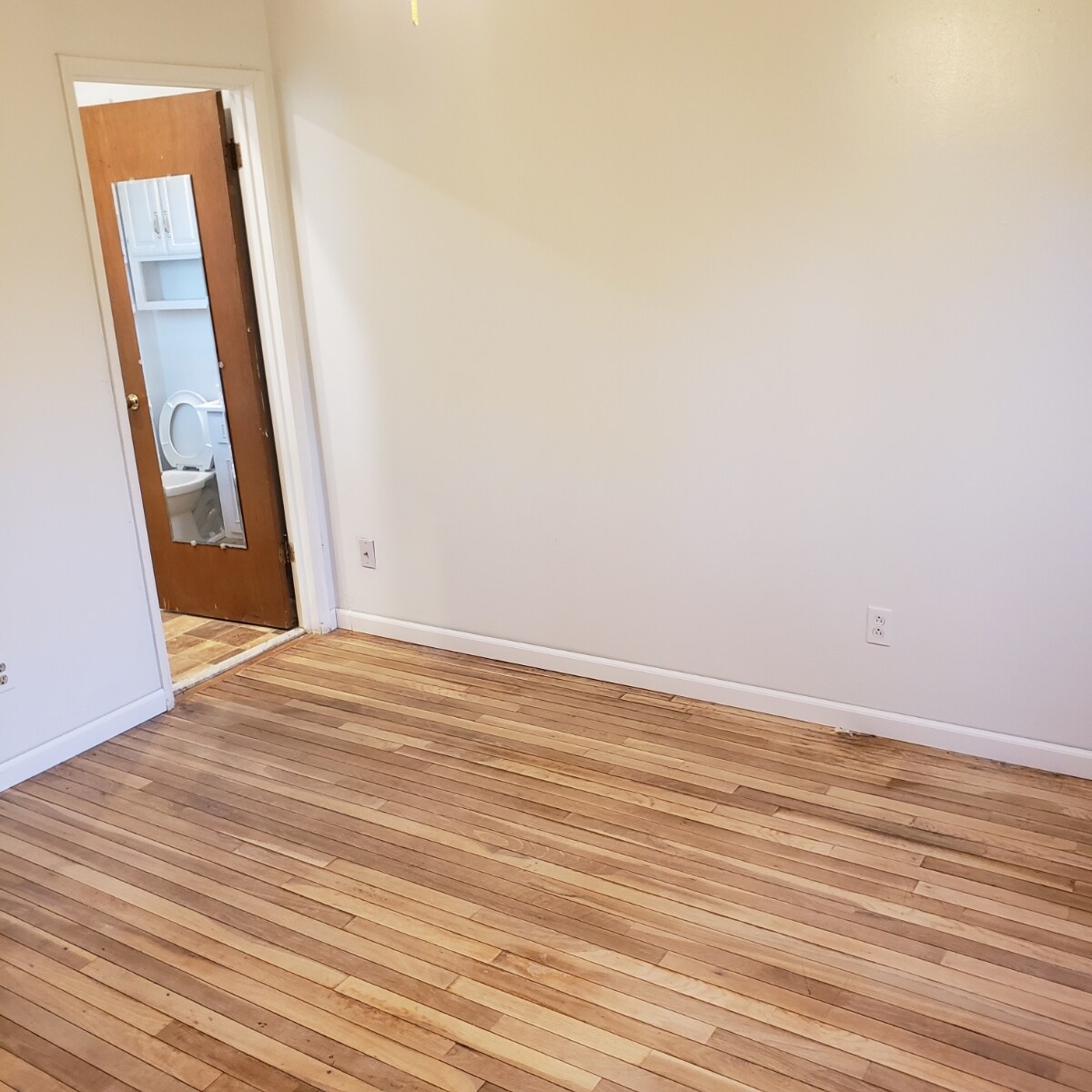 Building Photo - 7302 Boellner Dr