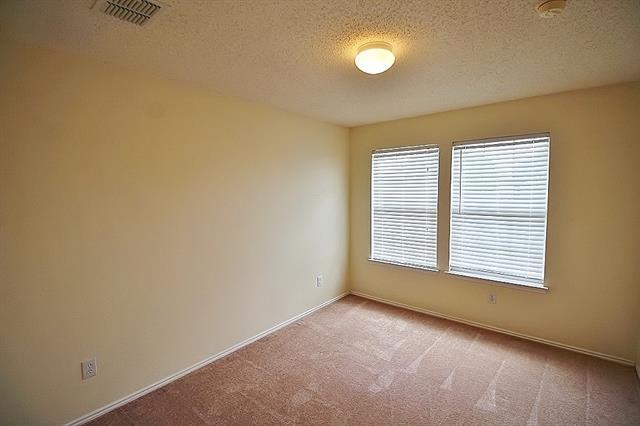 Building Photo - 2415 Mallory Ln