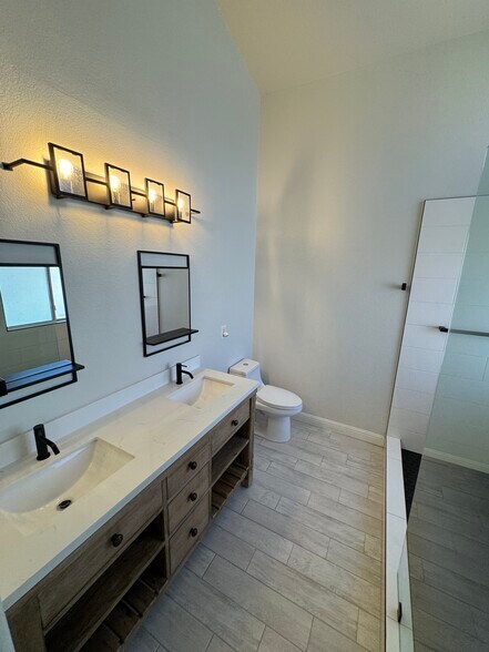 Building Photo - 21469 N 79th Dr