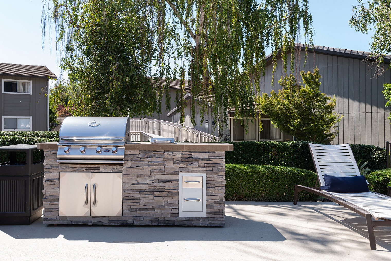 Building Photo - 202 Calvert Dr