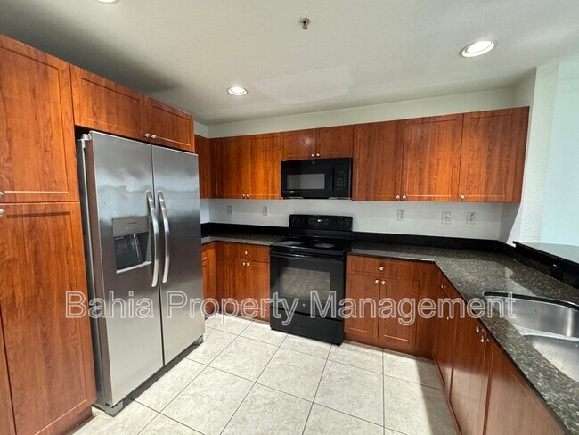 Building Photo - 10885 NW 89th Terrace