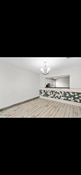 Living room - 10961 Peppermill Ln
