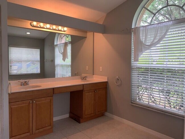 Building Photo - WEST MEADOWS - NEW TAMPA