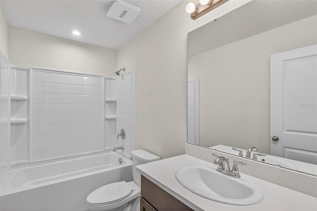 Building Photo - 2126 Crystal Bell St