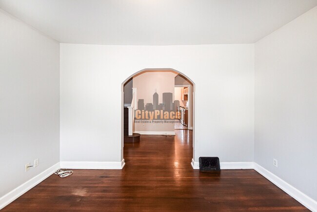 Building Photo - 519 Wallace Ave