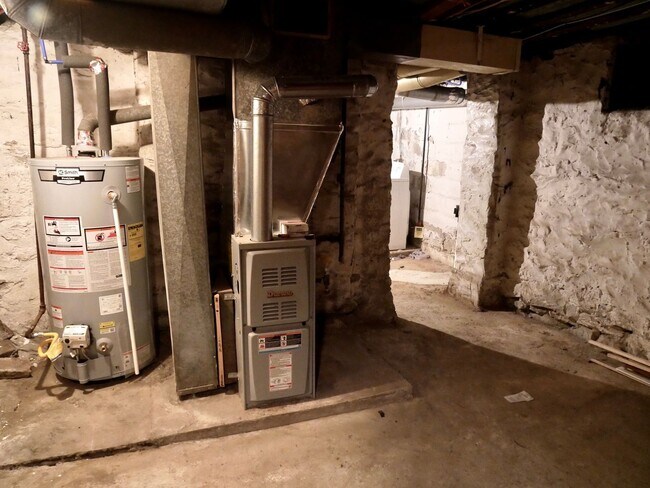 Building Photo - 740 Excelsior St