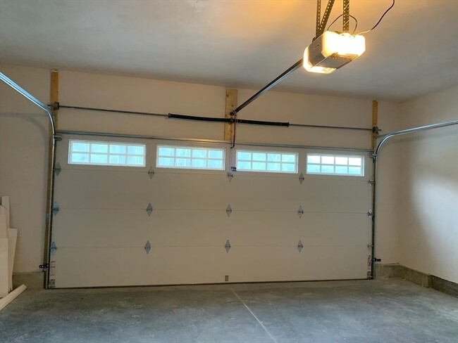 Building Photo - 31 Albert St