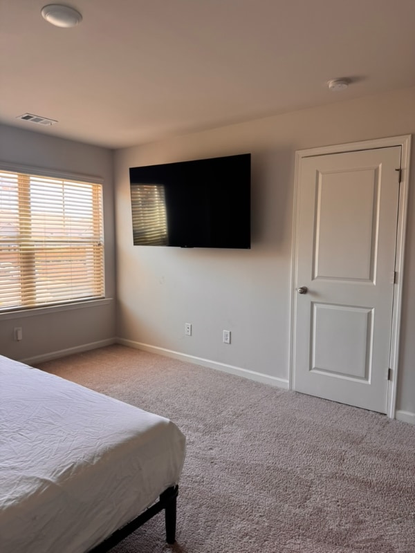 Building Photo - 2945 Cottage Ln