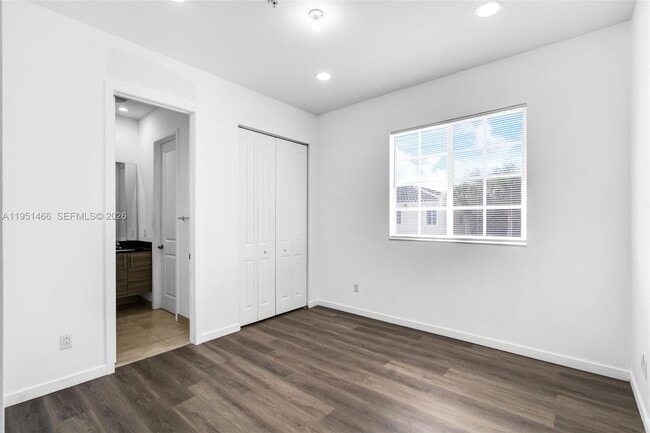 Building Photo - 2735 SW 81st Terrace