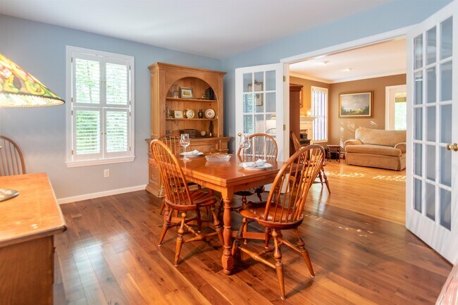 Building Photo - 12 Morningstar Dr