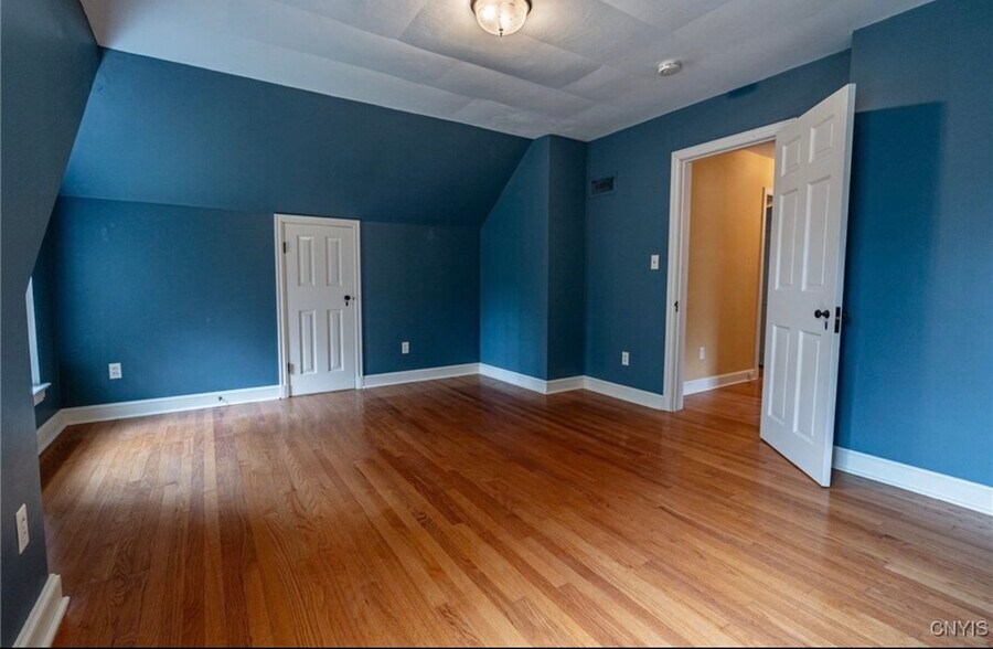 Building Photo - 7909 Turin Rd