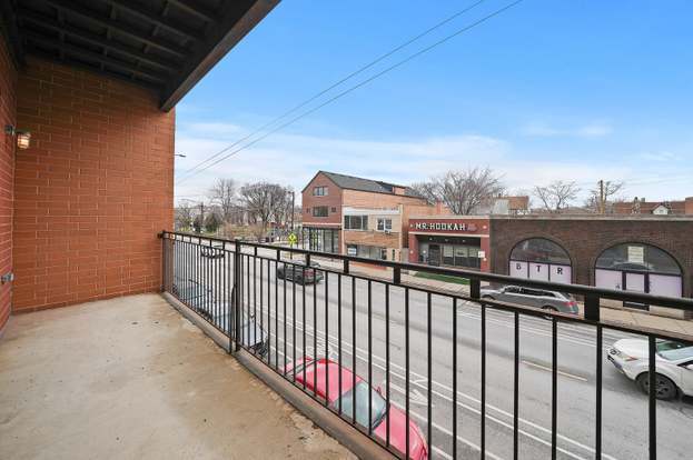 Building Photo - 5010 W Lawrence Ave