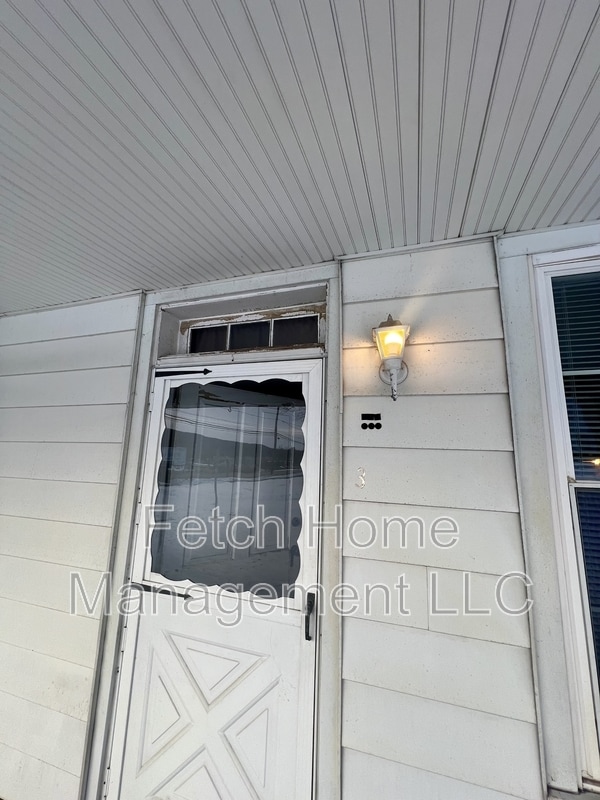 Building Photo - 1287 W Penn Ave