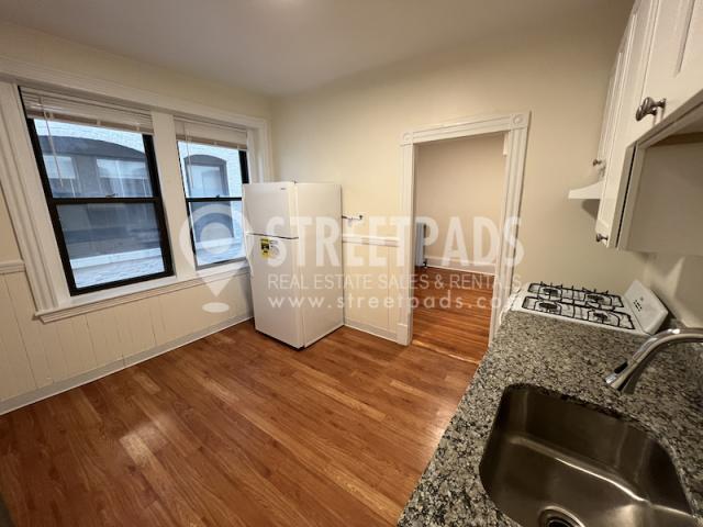 Building Photo - 2 bedroom in Cambridge MA 02139