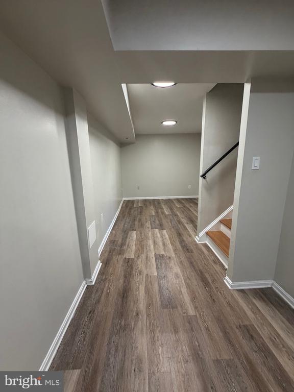 Building Photo - 4435 Cape Cod Cir