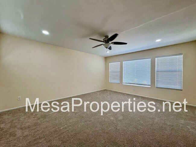 Building Photo - 14945 Cobalt Rd