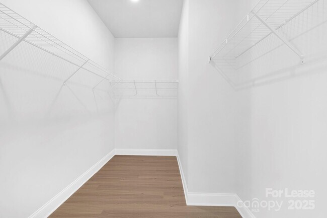 Building Photo - 9431 Weston Woods Ln