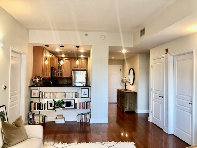 Building Photo - 4315 Park