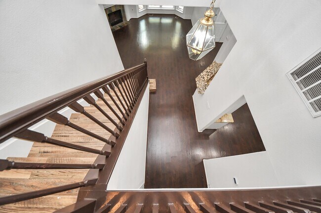Building Photo - 20510 Pioneer Bend Ct