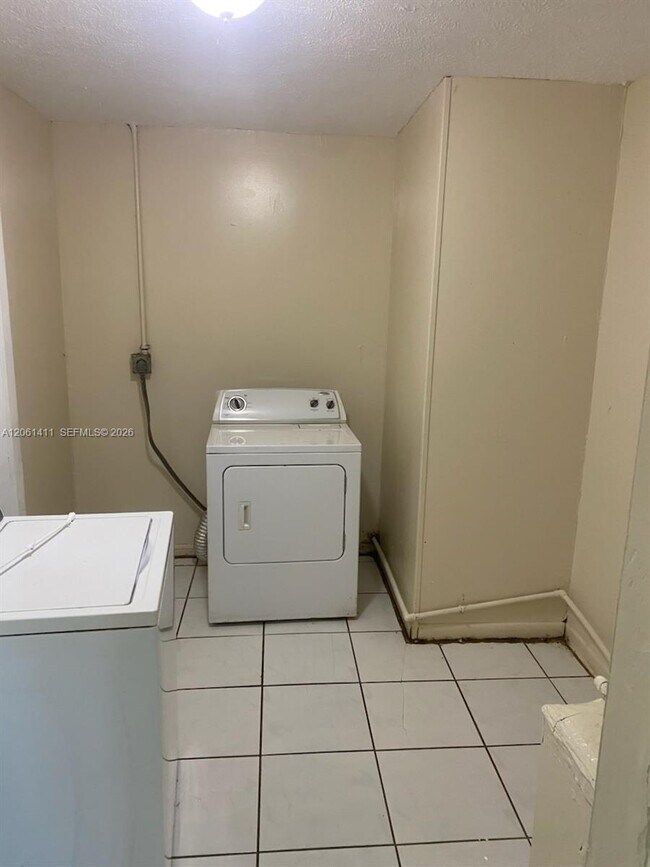 Building Photo - 27922 SW 130th Ct