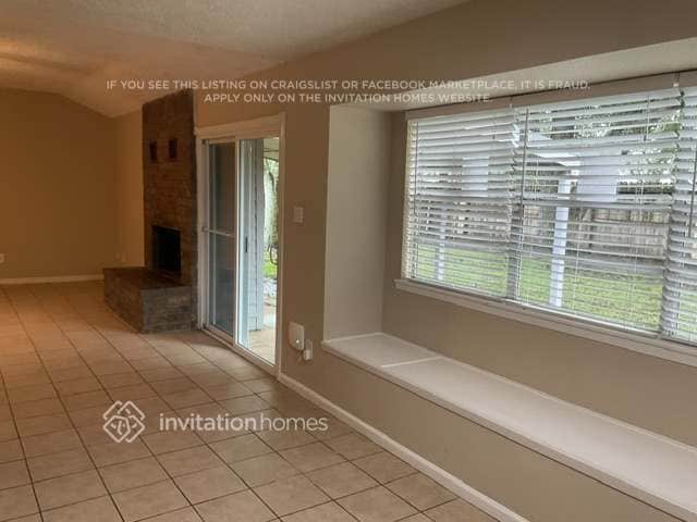 Building Photo - 2902 Early Turn Dr