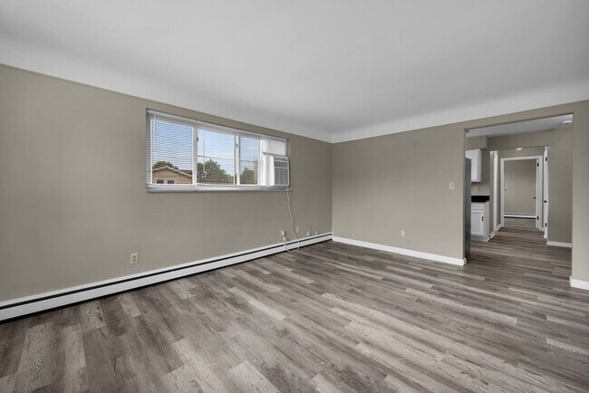 Building Photo - 3873 E Galbraith Rd