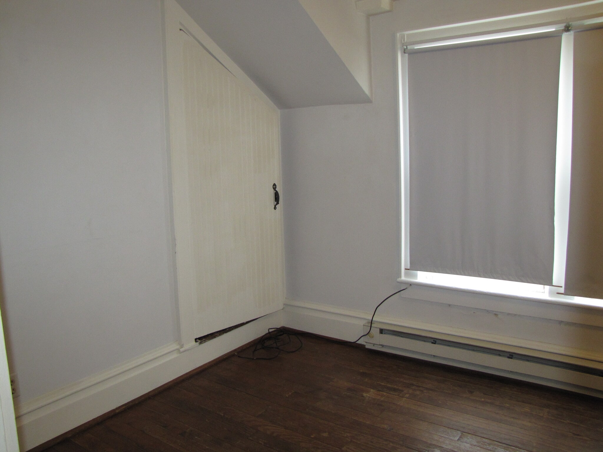 Building Photo - 1670 W College Ave