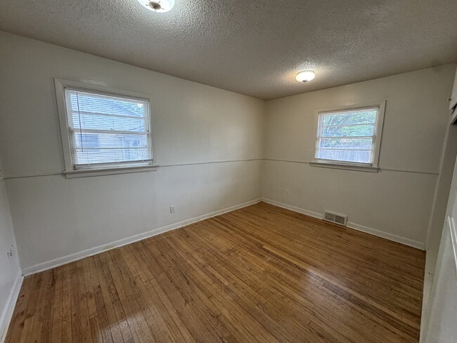 Building Photo - House Located Within The Medical District & Minutes From Texas Tech Campus!